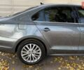 Фольксваген Джетта 2013 в Киеве на Automoto.ua Серый Фольксваген Джетта, объемом двигателя 1.97 л и пробегом 160 тыс. км за 9800 $, фото 18 на Automoto.ua