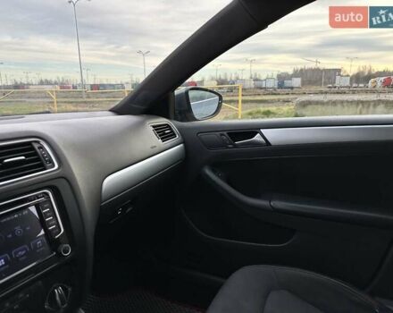 Серый Фольксваген Джетта, объемом двигателя 2 л и пробегом 167 тыс. км за 11000 $, фото 30 на Automoto.ua