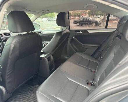 Серый Фольксваген Джетта, объемом двигателя 1.8 л и пробегом 199 тыс. км за 7599 $, фото 5 на Automoto.ua