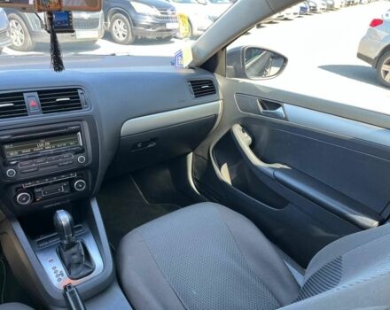 Серый Фольксваген Джетта, объемом двигателя 2 л и пробегом 352 тыс. км за 10240 $, фото 21 на Automoto.ua