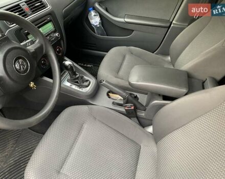 Сірий Фольксваген Джетта, об'ємом двигуна 2 л та пробігом 260 тис. км за 8500 $, фото 15 на Automoto.ua