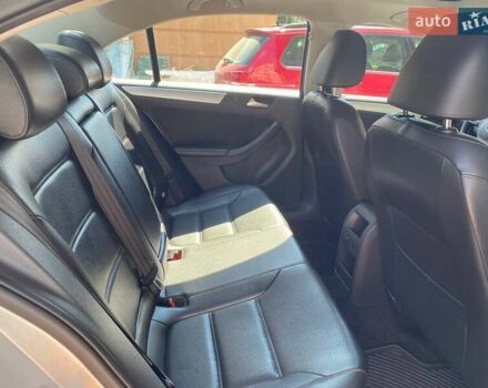 Серый Фольксваген Джетта, объемом двигателя 2.5 л и пробегом 248 тыс. км за 8800 $, фото 14 на Automoto.ua