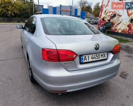 Фольксваген Джетта 2013 у Лубнах на Automoto.ua Сірий Фольксваген Джетта, об'ємом двигуна 1.98 л та пробігом 275 тис. км за 6650 $, фото 9 на Automoto.ua