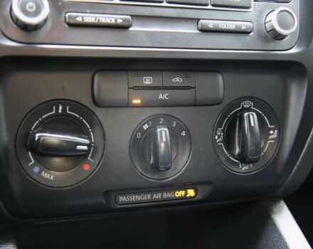 Серый Фольксваген Джетта, объемом двигателя 2 л и пробегом 235 тыс. км за 7500 $, фото 16 на Automoto.ua