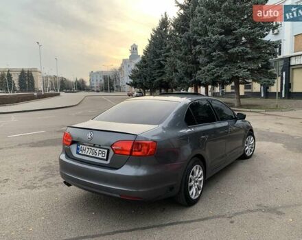 Сірий Фольксваген Джетта, об'ємом двигуна 2 л та пробігом 260 тис. км за 8500 $, фото 5 на Automoto.ua