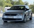 Сірий Фольксваген Джетта, об'ємом двигуна 2 л та пробігом 165 тис. км за 7900 $, фото 3 на Automoto.ua