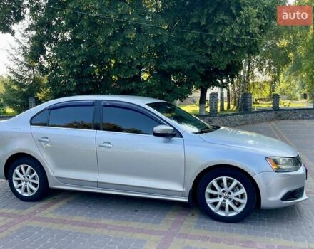Серый Фольксваген Джетта, объемом двигателя 1.8 л и пробегом 135 тыс. км за 9000 $, фото 5 на Automoto.ua