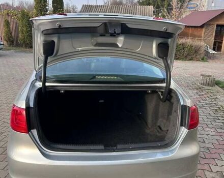 Серый Фольксваген Джетта, объемом двигателя 2.5 л и пробегом 162 тыс. км за 8500 $, фото 13 на Automoto.ua