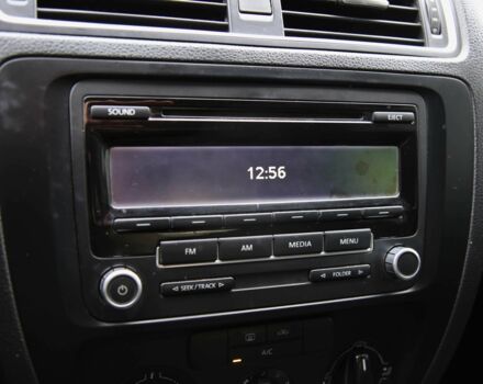 Серый Фольксваген Джетта, объемом двигателя 2 л и пробегом 235 тыс. км за 7500 $, фото 15 на Automoto.ua