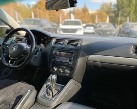 Серый Фольксваген Джетта, объемом двигателя 1.8 л и пробегом 131 тыс. км за 9700 $, фото 17 на Automoto.ua