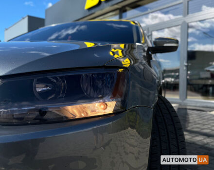 Серый Фольксваген Джетта, объемом двигателя 1.8 л и пробегом 261 тыс. км за 10300 $, фото 9 на Automoto.ua