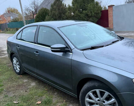 Серый Фольксваген Джетта, объемом двигателя 1.8 л и пробегом 197 тыс. км за 8000 $, фото 1 на Automoto.ua