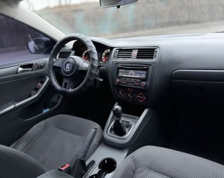 Сірий Фольксваген Джетта, об'ємом двигуна 2 л та пробігом 182 тис. км за 6200 $, фото 16 на Automoto.ua