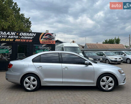 Сірий Фольксваген Джетта, об'ємом двигуна 2 л та пробігом 272 тис. км за 9900 $, фото 3 на Automoto.ua