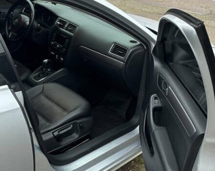 Сірий Фольксваген Джетта, об'ємом двигуна 1.97 л та пробігом 230 тис. км за 10800 $, фото 14 на Automoto.ua