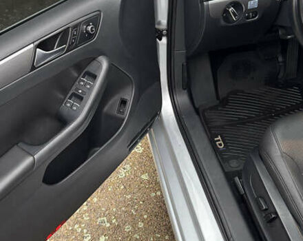 Сірий Фольксваген Джетта, об'ємом двигуна 1.97 л та пробігом 230 тис. км за 10800 $, фото 11 на Automoto.ua