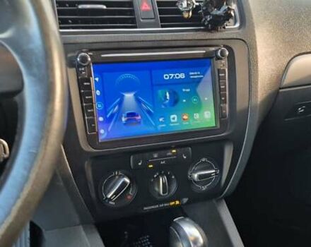 Серый Фольксваген Джетта, объемом двигателя 1.8 л и пробегом 176 тыс. км за 9200 $, фото 9 на Automoto.ua