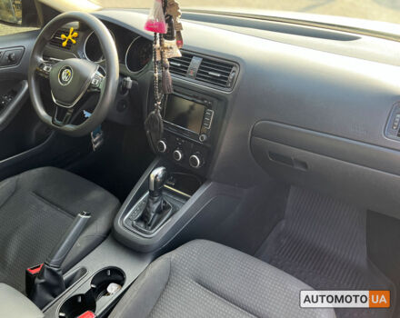 Серый Фольксваген Джетта, объемом двигателя 2 л и пробегом 160 тыс. км за 10800 $, фото 19 на Automoto.ua