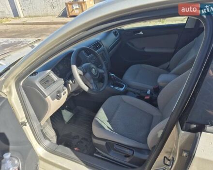 Серый Фольксваген Джетта, объемом двигателя 1.98 л и пробегом 117 тыс. км за 9900 $, фото 6 на Automoto.ua