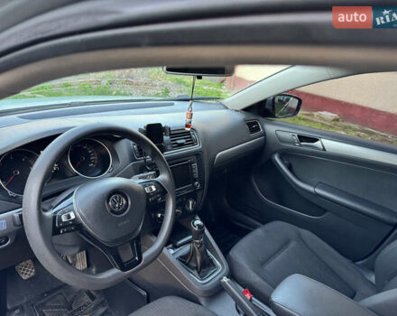 Серый Фольксваген Джетта, объемом двигателя 2 л и пробегом 240 тыс. км за 8200 $, фото 6 на Automoto.ua