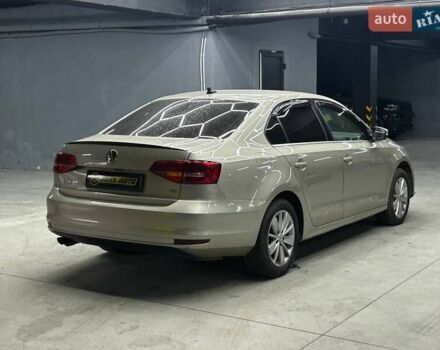 Сірий Фольксваген Джетта, об'ємом двигуна 1.97 л та пробігом 186 тис. км за 12500 $, фото 5 на Automoto.ua