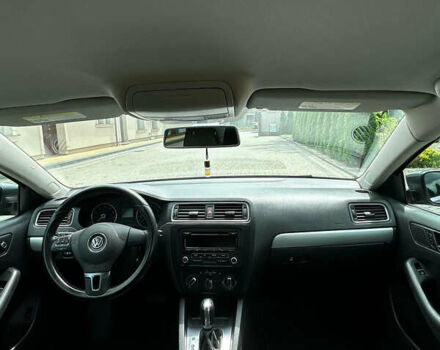 Сірий Фольксваген Джетта, об'ємом двигуна 1.8 л та пробігом 146 тис. км за 9300 $, фото 2 на Automoto.ua