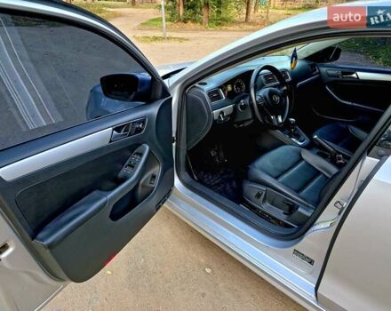 Серый Фольксваген Джетта, объемом двигателя 1.8 л и пробегом 177 тыс. км за 9900 $, фото 13 на Automoto.ua