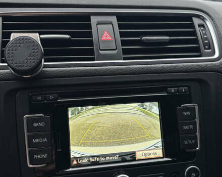 Сірий Фольксваген Джетта, об'ємом двигуна 1.97 л та пробігом 230 тис. км за 10800 $, фото 31 на Automoto.ua