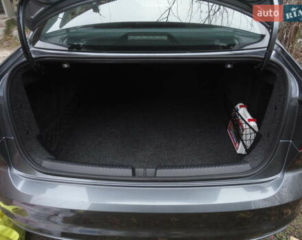 Серый Фольксваген Джетта, объемом двигателя 1.8 л и пробегом 127 тыс. км за 12100 $, фото 43 на Automoto.ua