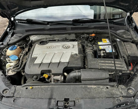 Серый Фольксваген Джетта, объемом двигателя 1.97 л и пробегом 260 тыс. км за 11000 $, фото 31 на Automoto.ua