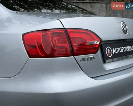 Серый Фольксваген Джетта, объемом двигателя 1.8 л и пробегом 225 тыс. км за 7290 $, фото 7 на Automoto.ua