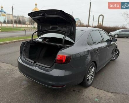 Сірий Фольксваген Джетта, об'ємом двигуна 1.8 л та пробігом 178 тис. км за 11000 $, фото 29 на Automoto.ua