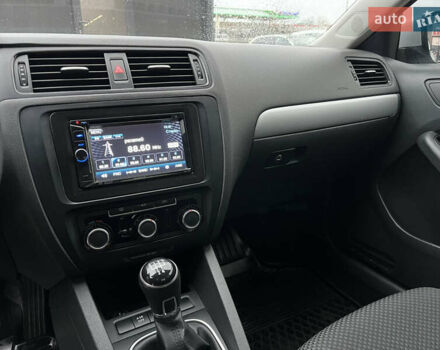 Серый Фольксваген Джетта, объемом двигателя 1.97 л и пробегом 127 тыс. км за 11999 $, фото 15 на Automoto.ua