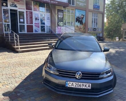 Серый Фольксваген Джетта, объемом двигателя 2 л и пробегом 140 тыс. км за 10500 $, фото 3 на Automoto.ua