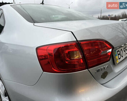 Серый Фольксваген Джетта, объемом двигателя 1.97 л и пробегом 127 тыс. км за 11999 $, фото 24 на Automoto.ua