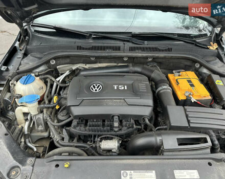 Серый Фольксваген Джетта, объемом двигателя 1.8 л и пробегом 228 тыс. км за 6999 $, фото 41 на Automoto.ua