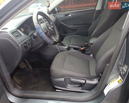 Серый Фольксваген Джетта, объемом двигателя 2 л и пробегом 107 тыс. км за 7500 $, фото 18 на Automoto.ua