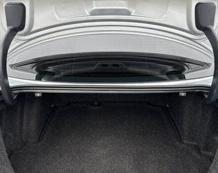 Сірий Фольксваген Джетта, об'ємом двигуна 1.97 л та пробігом 230 тис. км за 10800 $, фото 32 на Automoto.ua