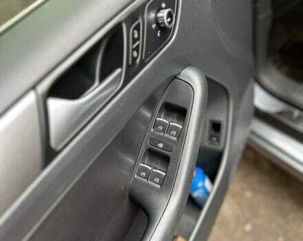 Серый Фольксваген Джетта, объемом двигателя 1.97 л и пробегом 260 тыс. км за 11000 $, фото 25 на Automoto.ua