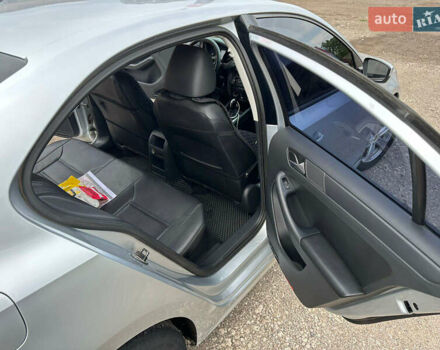 Фольксваген Джетта 2014 в Сахновщине на Automoto.ua Серый Фольксваген Джетта, объемом двигателя 1.8 л и пробегом 230 тыс. км за 8200 $, фото 9 на Automoto.ua