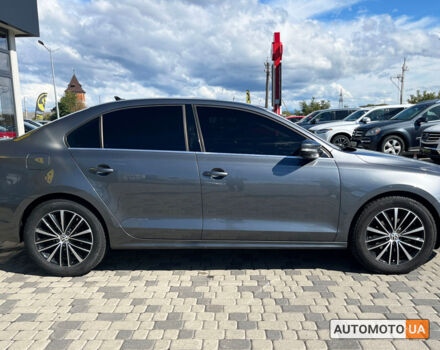 Серый Фольксваген Джетта, объемом двигателя 1.8 л и пробегом 261 тыс. км за 10300 $, фото 7 на Automoto.ua