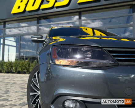 Серый Фольксваген Джетта, объемом двигателя 1.8 л и пробегом 261 тыс. км за 10300 $, фото 8 на Automoto.ua