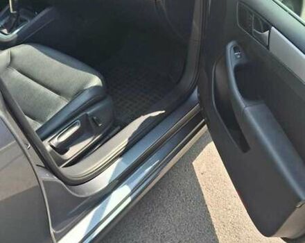 Серый Фольксваген Джетта, объемом двигателя 1.8 л и пробегом 110 тыс. км за 10200 $, фото 3 на Automoto.ua