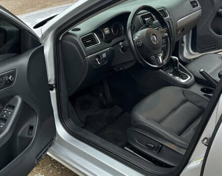 Сірий Фольксваген Джетта, об'ємом двигуна 1.97 л та пробігом 230 тис. км за 10800 $, фото 12 на Automoto.ua