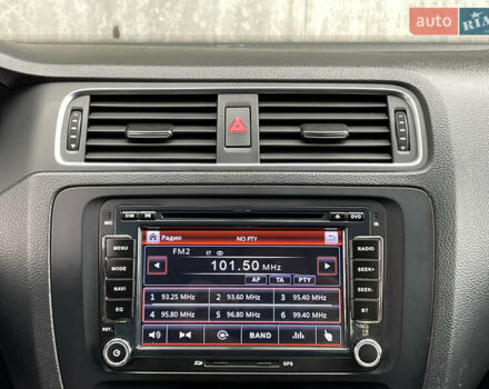 Серый Фольксваген Джетта, объемом двигателя 1.8 л и пробегом 225 тыс. км за 7290 $, фото 16 на Automoto.ua