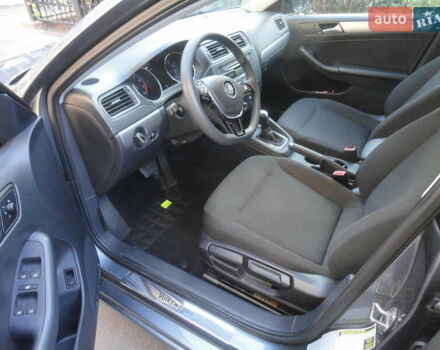 Серый Фольксваген Джетта, объемом двигателя 1.8 л и пробегом 127 тыс. км за 12100 $, фото 31 на Automoto.ua