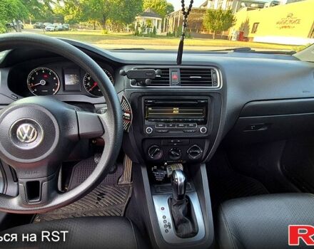 Серый Фольксваген Джетта, объемом двигателя 1.8 л и пробегом 162 тыс. км за 9000 $, фото 10 на Automoto.ua