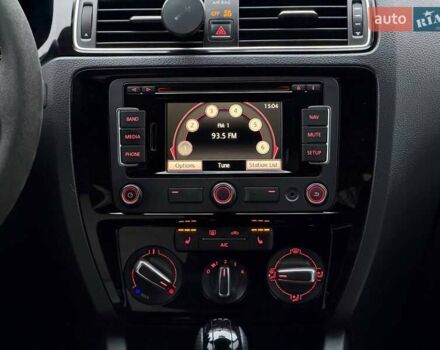 Сірий Фольксваген Джетта, об'ємом двигуна 1.8 л та пробігом 178 тис. км за 11000 $, фото 54 на Automoto.ua