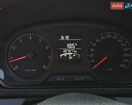 Серый Фольксваген Джетта, объемом двигателя 1.6 л и пробегом 227 тыс. км за 5500 $, фото 2 на Automoto.ua
