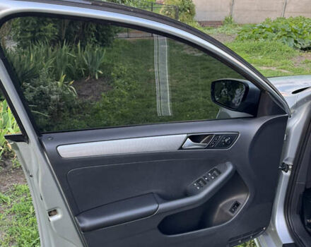 Серый Фольксваген Джетта, объемом двигателя 2 л и пробегом 240 тыс. км за 8200 $, фото 5 на Automoto.ua